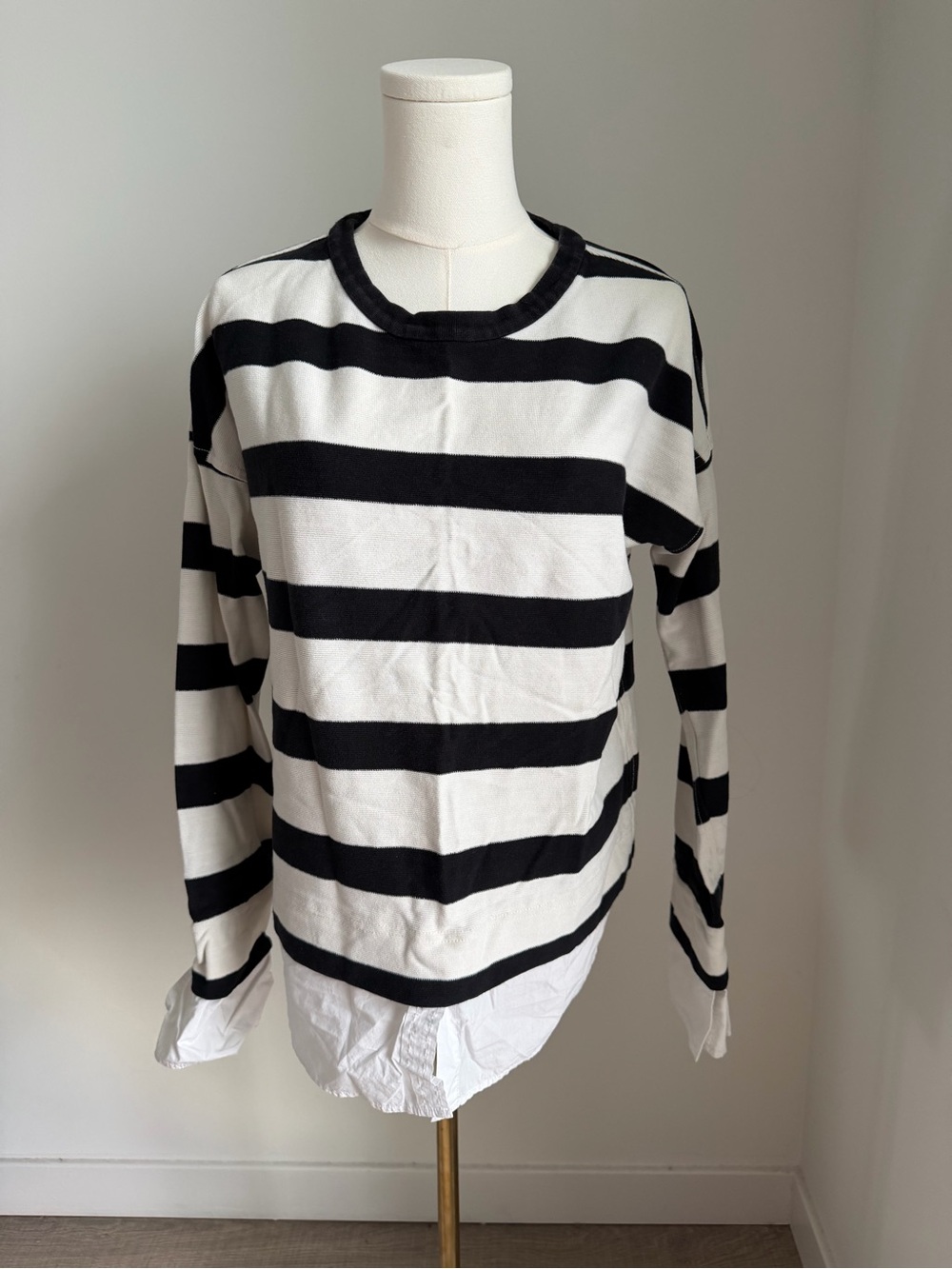 J Crew Black & White Striped Long Sleeve Pullover